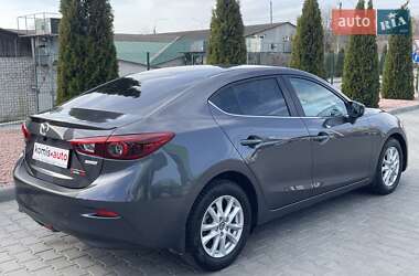 Седан Mazda 3 2014 в 