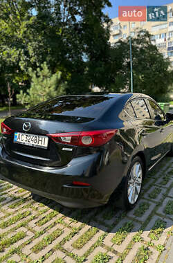 Седан Mazda 3 2016 в 