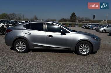 Седан Mazda 3 2015 в 