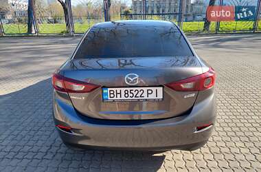 Седан Mazda 3 2018 в 