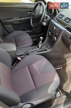 Хэтчбек Mazda 3 2005 в 