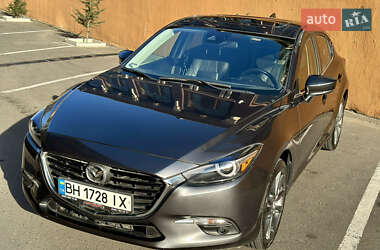 Хэтчбек Mazda 3 2018 в 