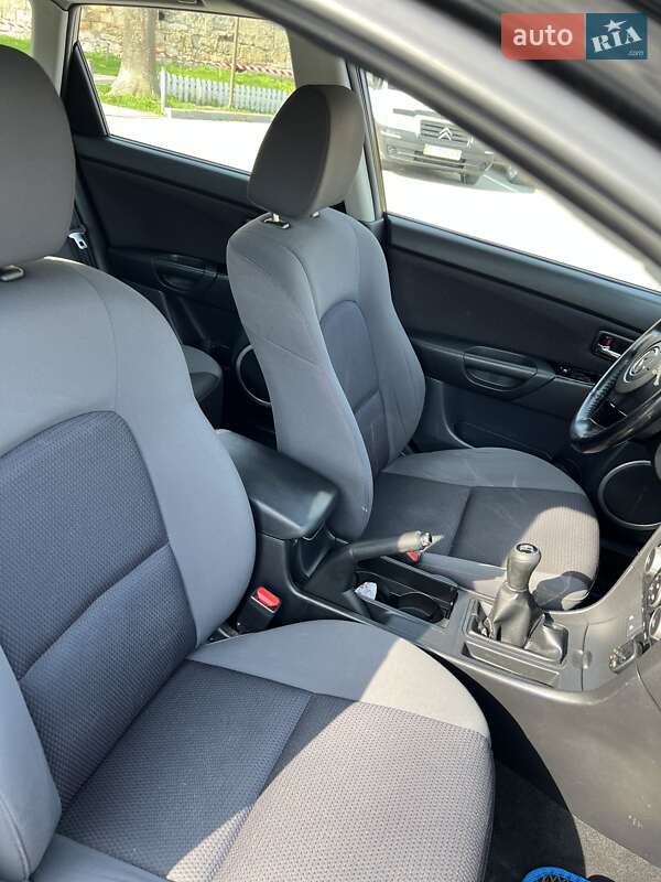Хэтчбек Mazda 3 2008 в Галиче