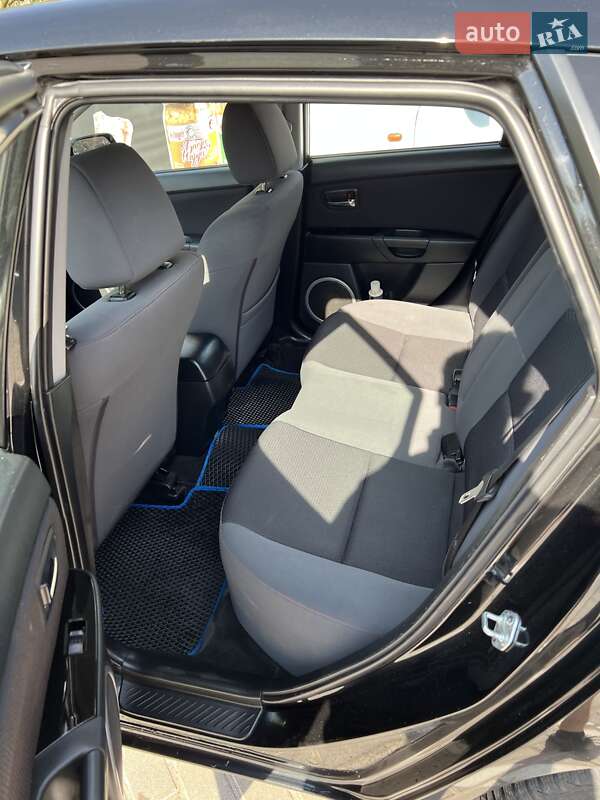 Хэтчбек Mazda 3 2008 в Галиче