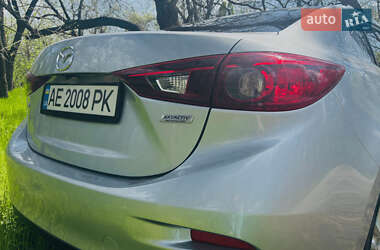 Седан Mazda 3 2017 в 