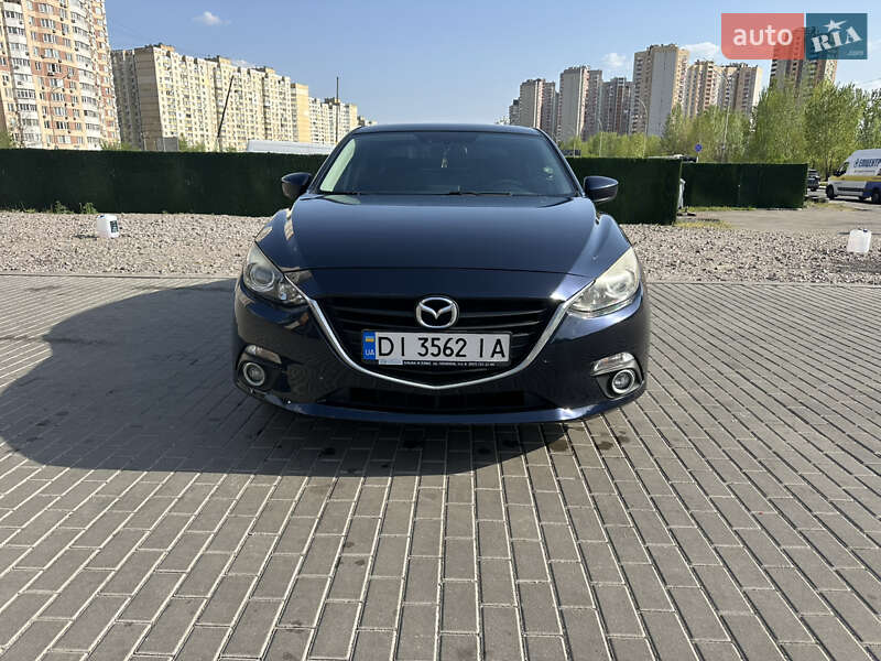 Mazda 3 2015