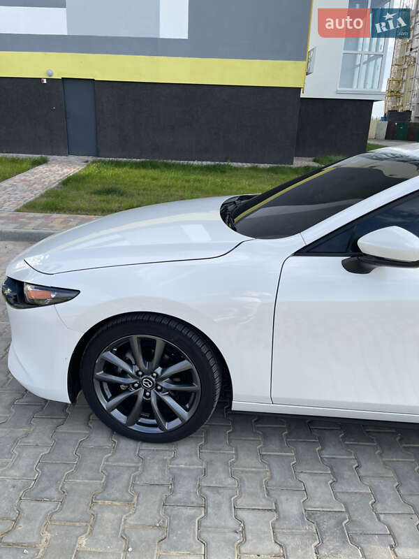 Хэтчбек Mazda 3 2019 в Полтаве