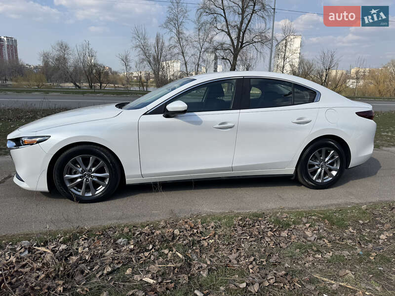 Mazda 3 2019