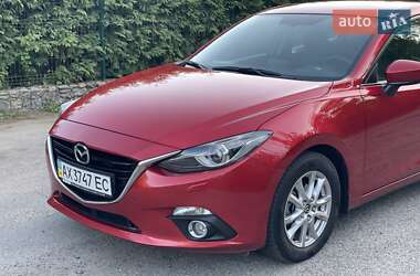 Седан Mazda 3 2014 в 