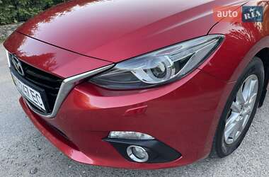 Седан Mazda 3 2014 в 
