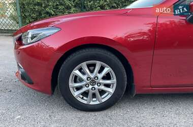 Седан Mazda 3 2014 в 