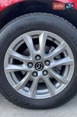Седан Mazda 3 2014 в 