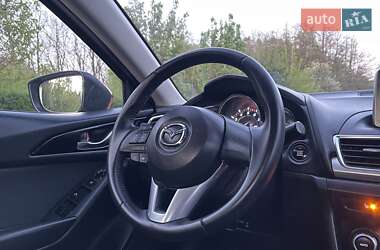 Седан Mazda 3 2014 в 