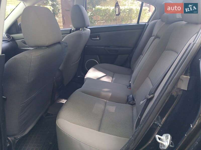 Седан Mazda 3 2007 в Києві