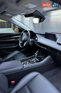 Седан Mazda 3 2019 в 