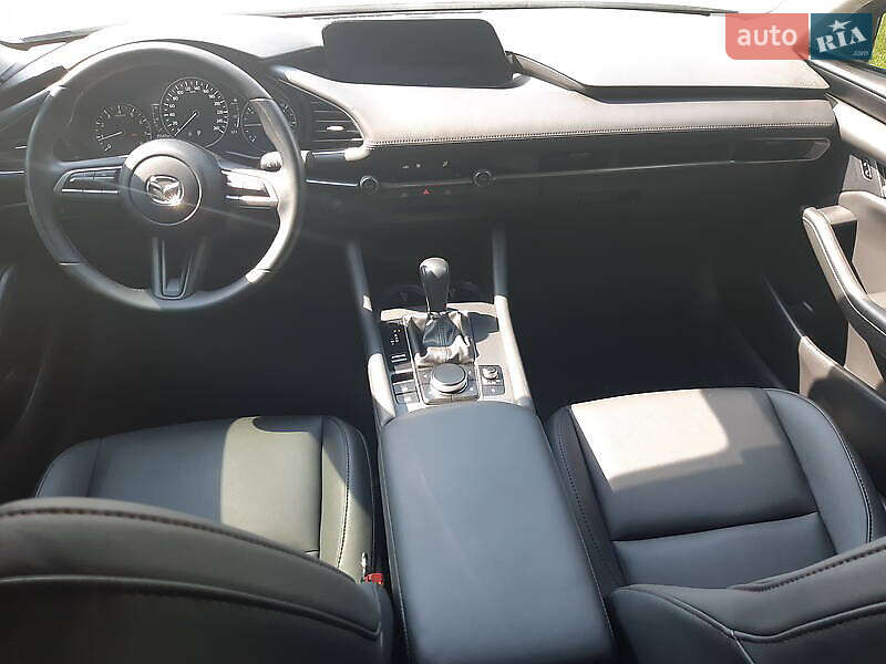 Седан Mazda 3 2019 в Киеве