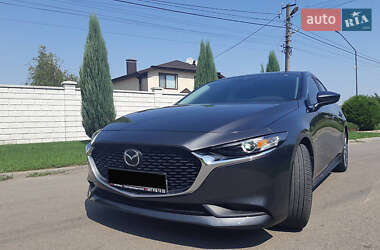 Седан Mazda 3 2019 в Киеве