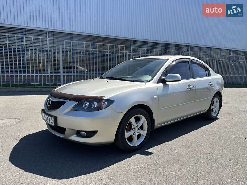 Седан Mazda 3 2006 в Прилуках