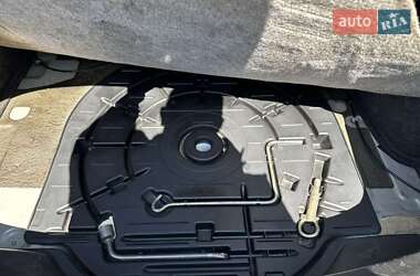 Седан Mazda 3 2006 в 