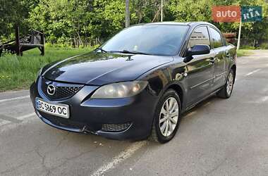 Седан Mazda 3 2004 в 