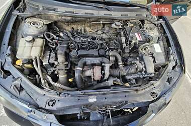 Седан Mazda 3 2004 в 