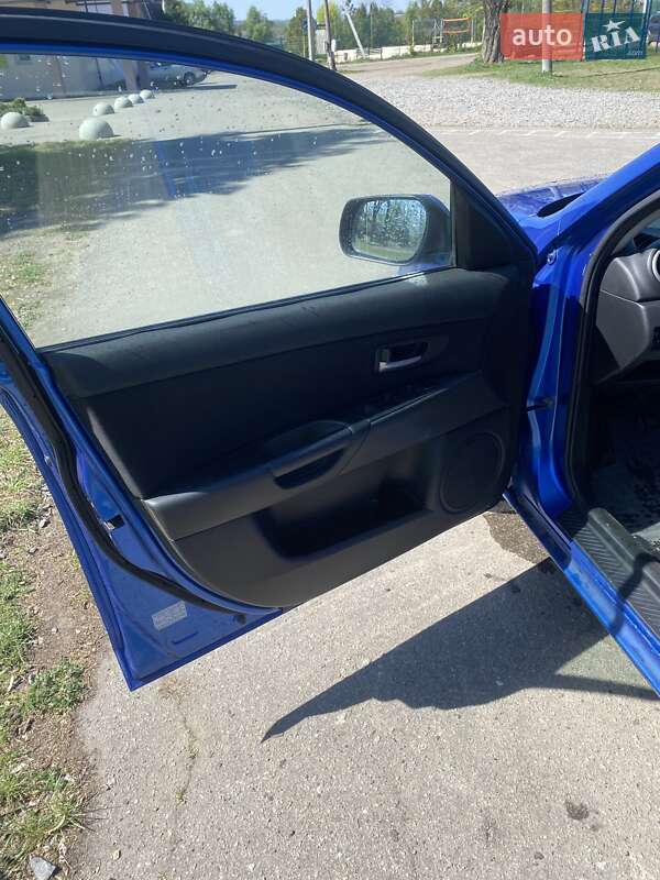 Хетчбек Mazda 3 2004 в Харкові фото 5 Хетчбек Mazda 3 2004 в Харкові