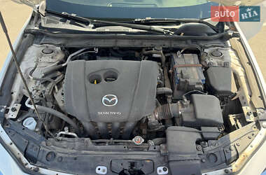 Седан Mazda 3 2019 в 