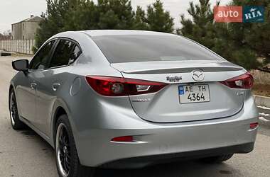 Седан Mazda 3 2017 в 