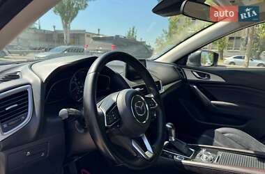 Седан Mazda 3 2017 в 