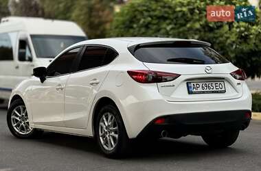 Хэтчбек Mazda 3 2013 в 