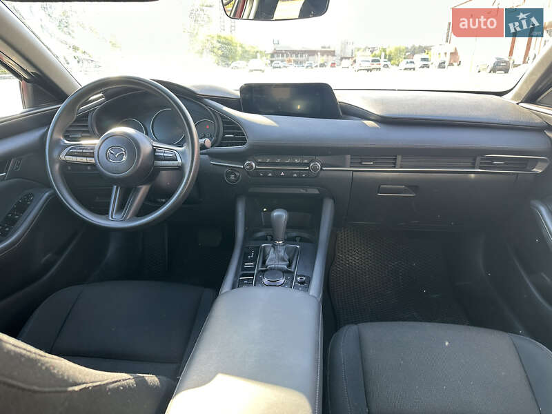 Хэтчбек Mazda 3 2019 в Броварах фото 15 Хэтчбек Mazda 3 2019 в Броварах