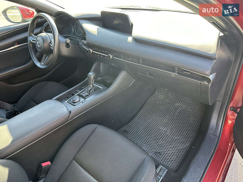 Хэтчбек Mazda 3 2019 в Броварах фото 16 Хэтчбек Mazda 3 2019 в Броварах
