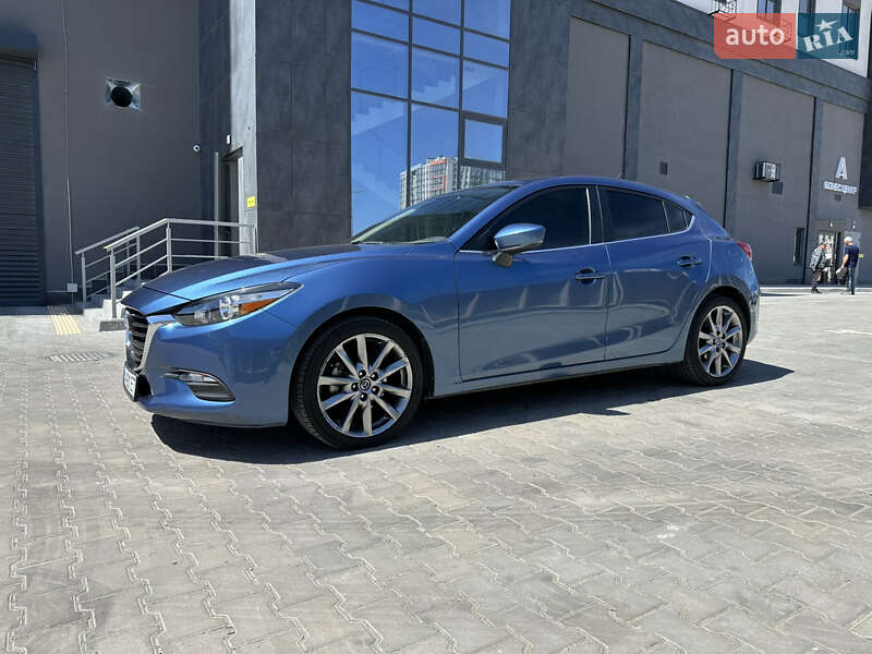 Mazda 3 2018