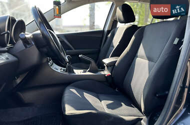 Хэтчбек Mazda 3 2009 в 
