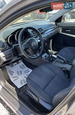Хетчбек Mazda 3 2006 в 