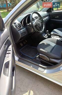 Хетчбек Mazda 3 2005 в 