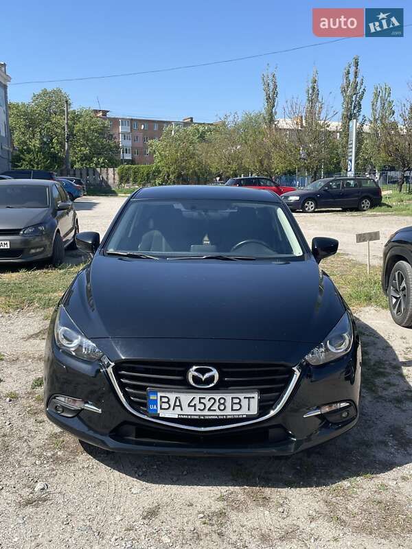 Седан Mazda 3 2018 в 