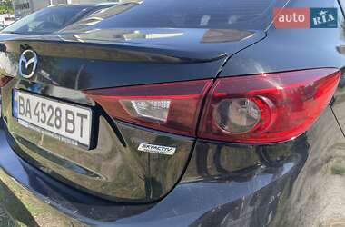 Седан Mazda 3 2018 в 