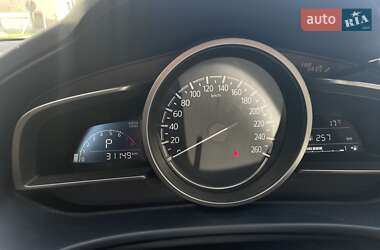 Седан Mazda 3 2018 в 
