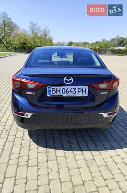 Седан Mazda 3 2018 в 