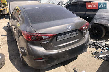 Седан Mazda 3 2015 в Кривому Розі