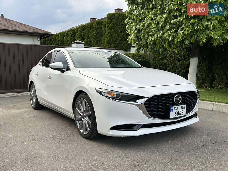 Седан Mazda 3 2019 в 
