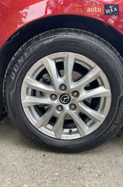 Седан Mazda 3 2015 в 