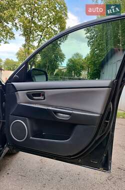 Седан Mazda 3 2006 в 