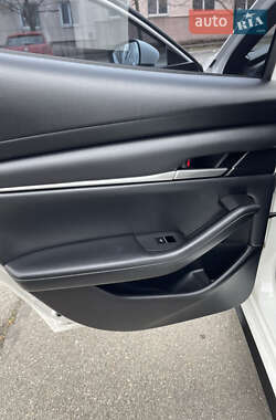 Хэтчбек Mazda 3 2021 в 
