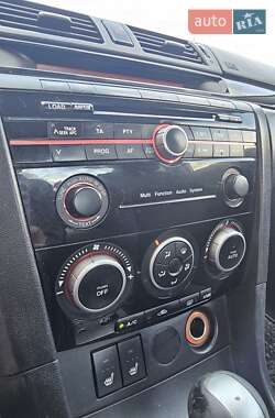 Седан Mazda 3 2009 в 