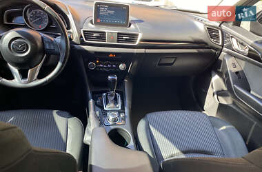 Седан Mazda 3 2013 в 