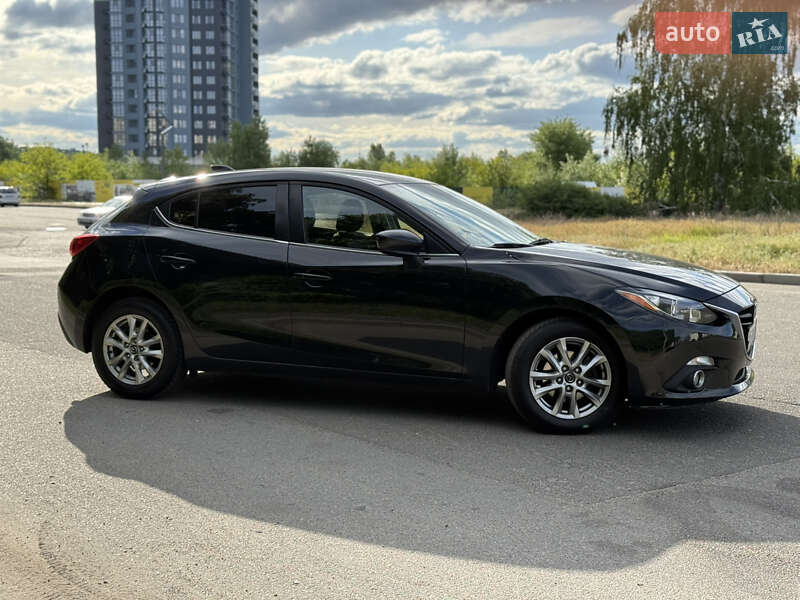 Хэтчбек Mazda 3 2013 в Киеве