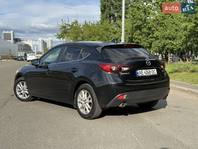 Хэтчбек Mazda 3 2013 в Киеве