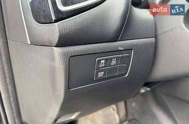 Хетчбек Mazda 3 2013 в 